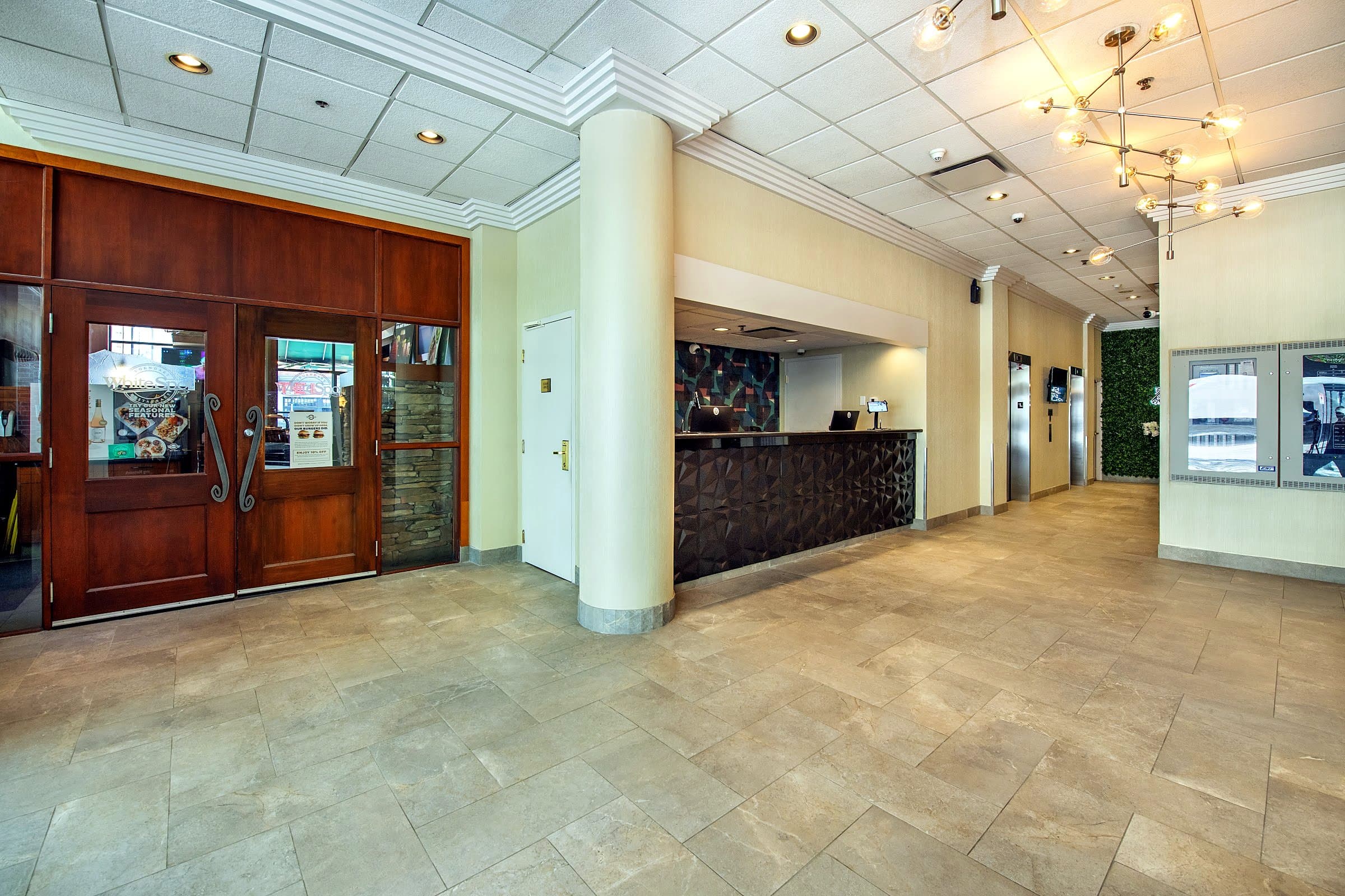 Grand Park Hotel & Suites Downtown Vancouver, Ascend Hotel Collection photo 2