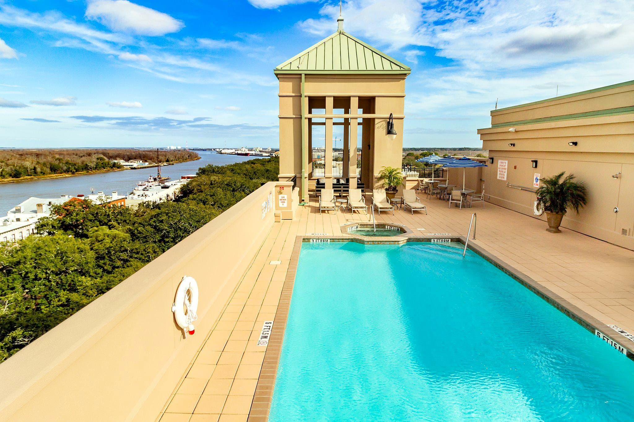 Holiday Inn Express Savannah Historic