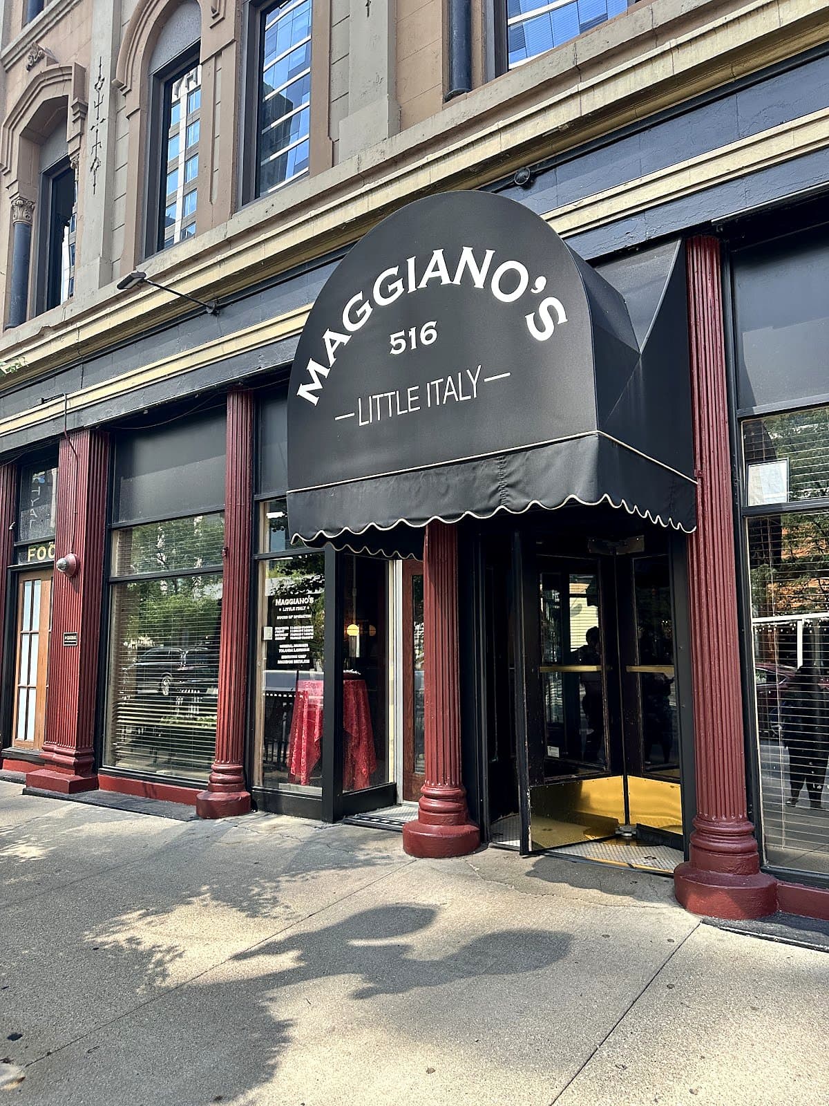 Maggianos Little Italy photo 3