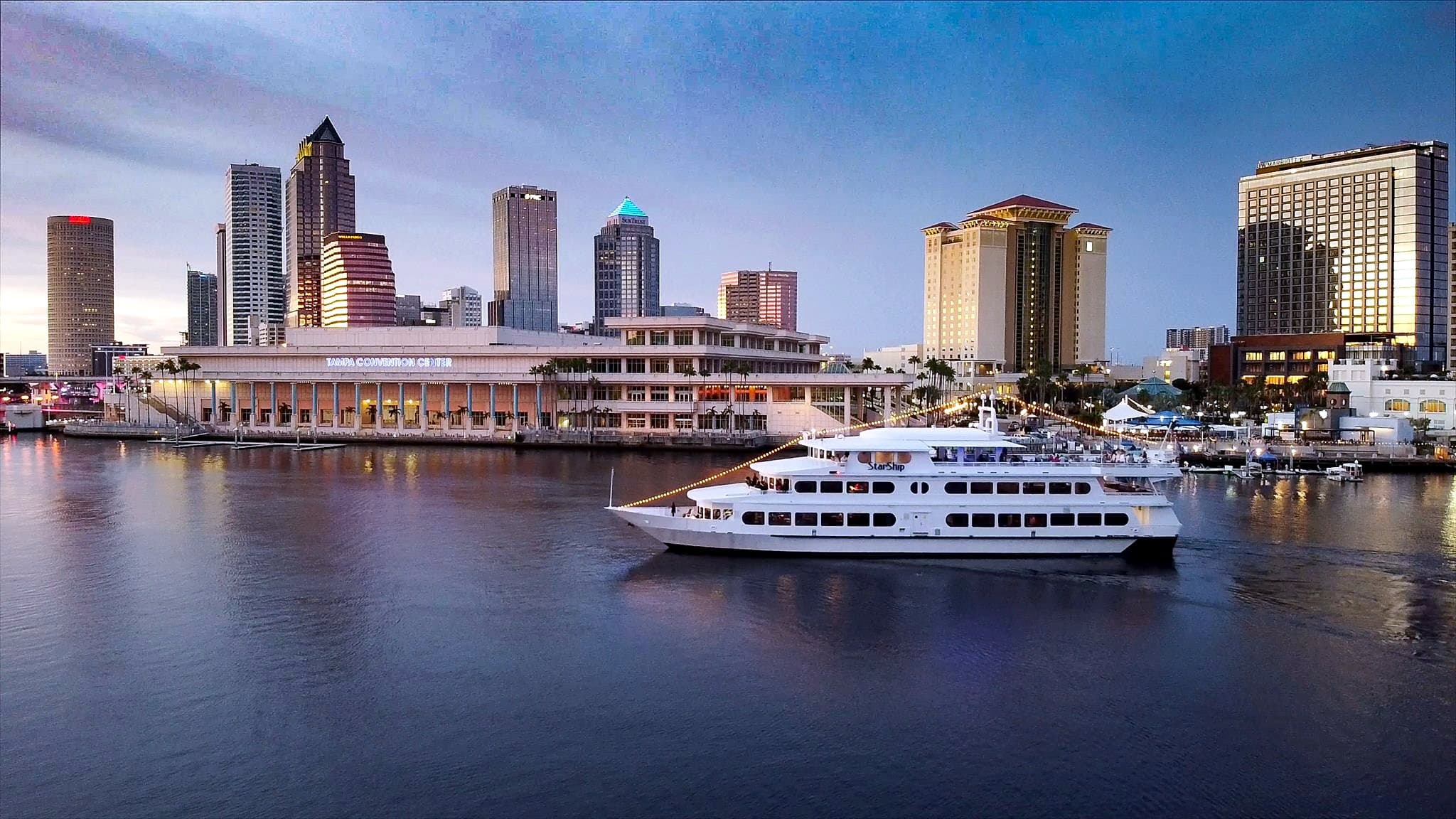 Yacht Starship Tampa
